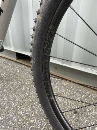 2020 Scott Spark RC Pro XTR /Industry Nine Ultralite 250/ Syncros Bars MTB Large - Fresh Stock Dated February 2026