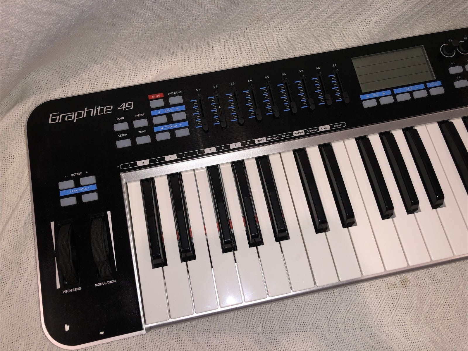 Samson Graphite 49 Key USB MIDI DJ Keyboard Controller After Touch No Power Cord - Fresh Stock Dated February 2026