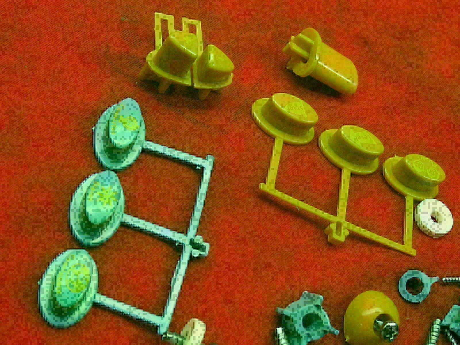 Leapfrog part MISCELLANEOUS  BUTTONS ++ 4 Quantum Leap Pad 2001 Globe  4k4 - Fresh Stock Dated February 2026