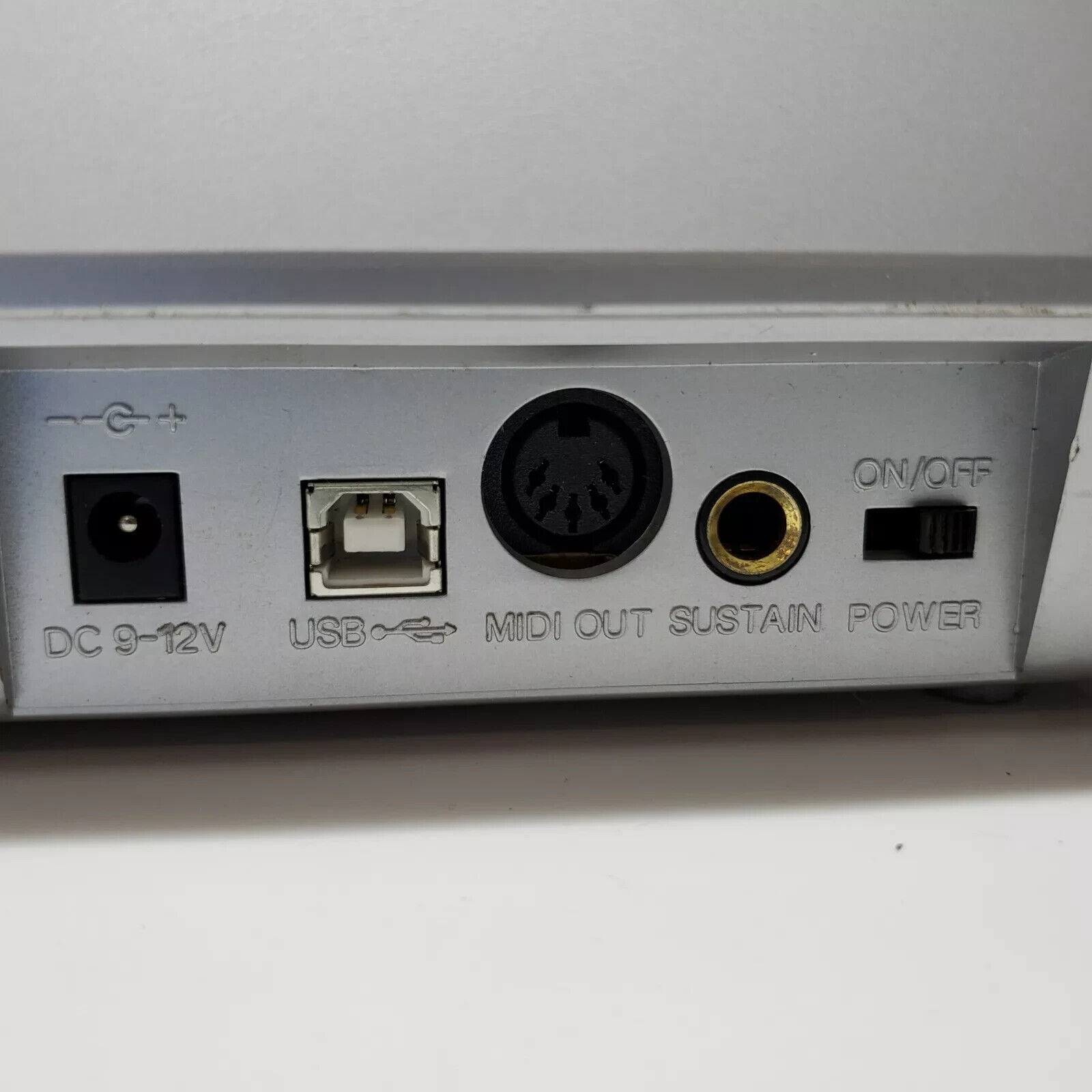 M-AUDIO Keystation 61ES MIDI Controller Keyboard - Fresh Stock Dated February 2026