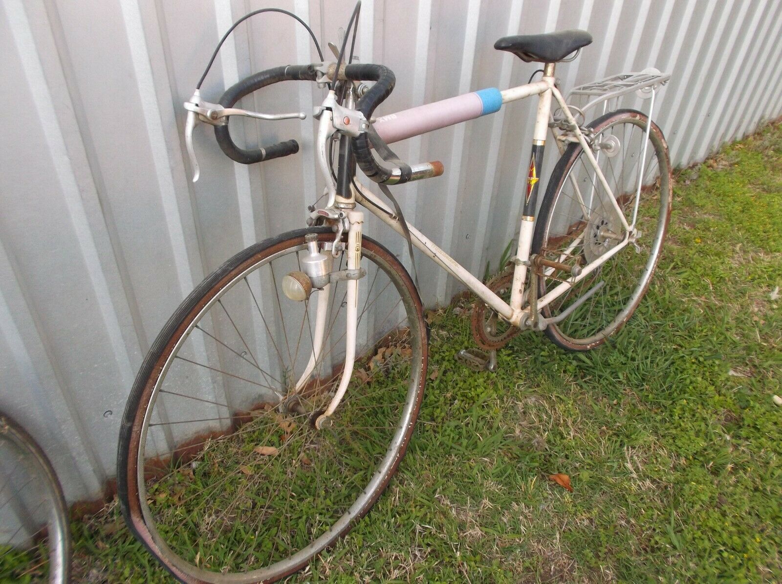 LOT OF 5 OLD BICYCLE FOR PARTS OR REPAIR - Fresh Stock Dated February 2026