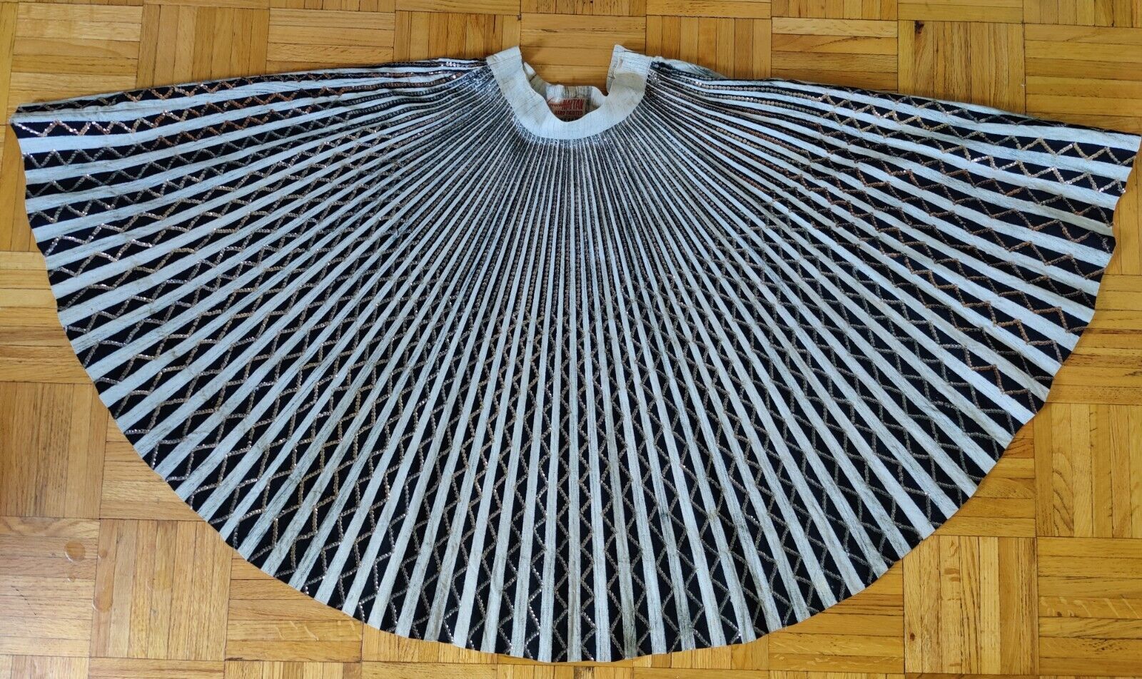 Size S: Vintage Handpainted Sequined Mexican Circle Skirt 1950s 50s MCM Pinup - Fresh Stock Dated March 2026