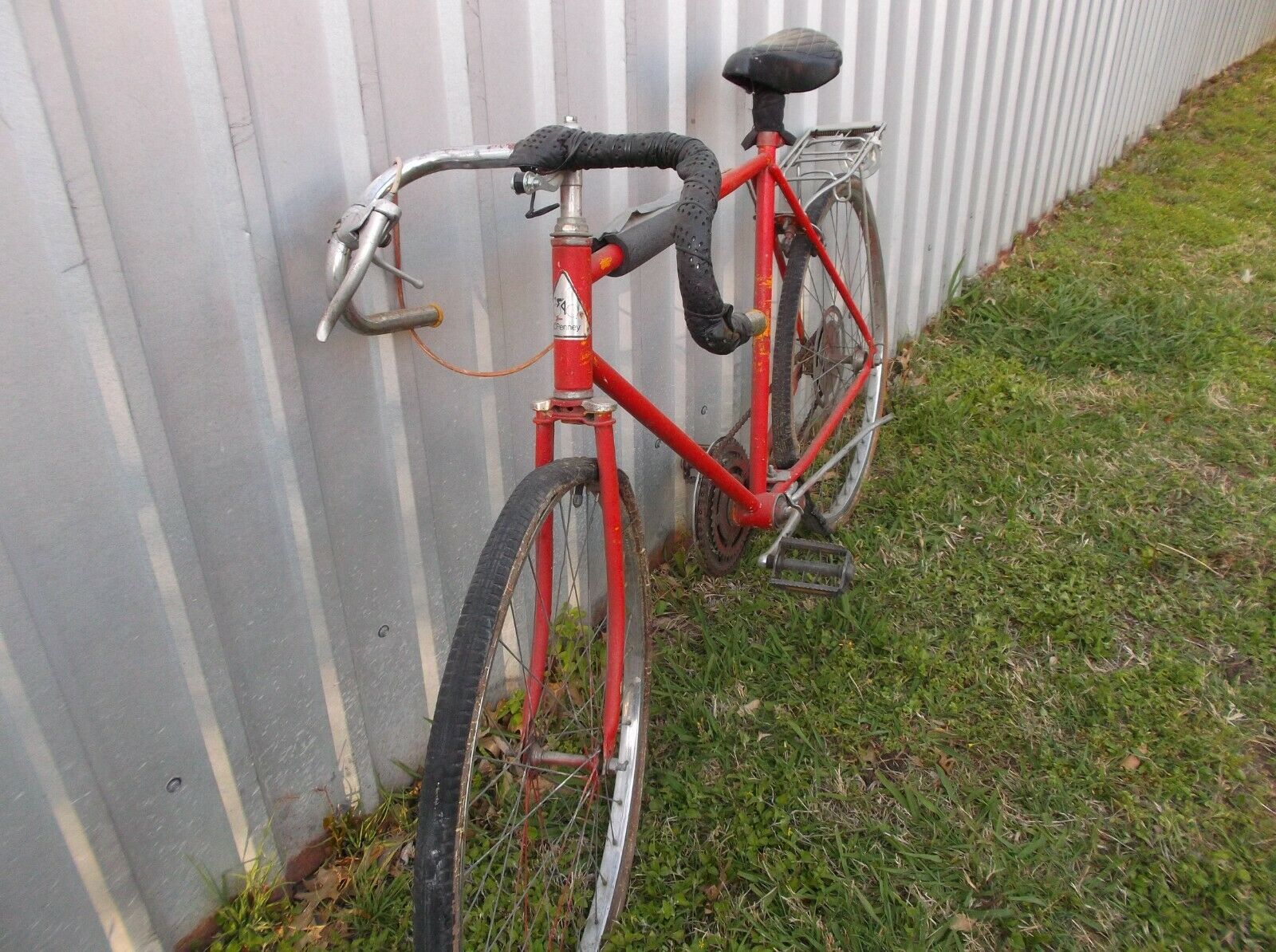 LOT OF 5 OLD BICYCLE FOR PARTS OR REPAIR - Fresh Stock Dated February 2026