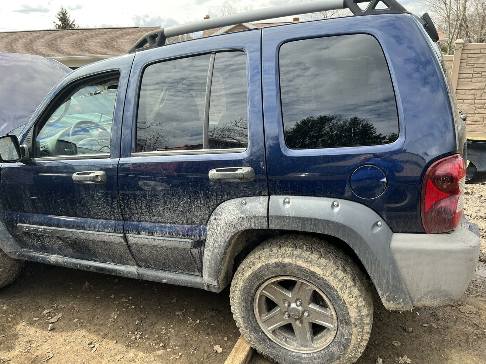 JEEP LIBERTY 3.7 4X4 MANUAL TRANSMISSION 97,000 MILES *FREE SHIPPING* 2006 ONLY - Fresh Stock Dated February 2026