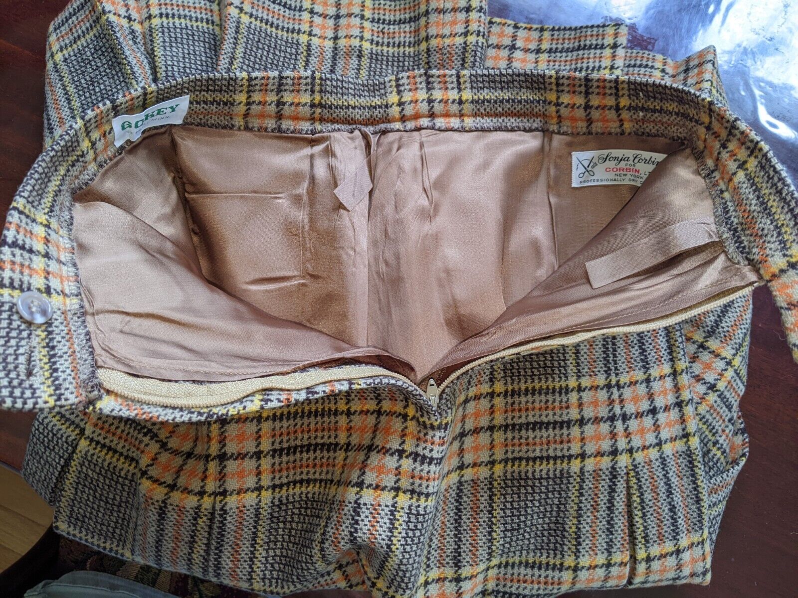 Vintage 60s-70s Sonja Corbin GOKEY Size 2-4 Lined Yellow Orange Brown Wool Skirt - Fresh Stock Dated March 2026