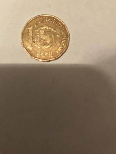 Dominican Republic 1 peso 2016 With Scratches - Fresh Stock Dated December 2025