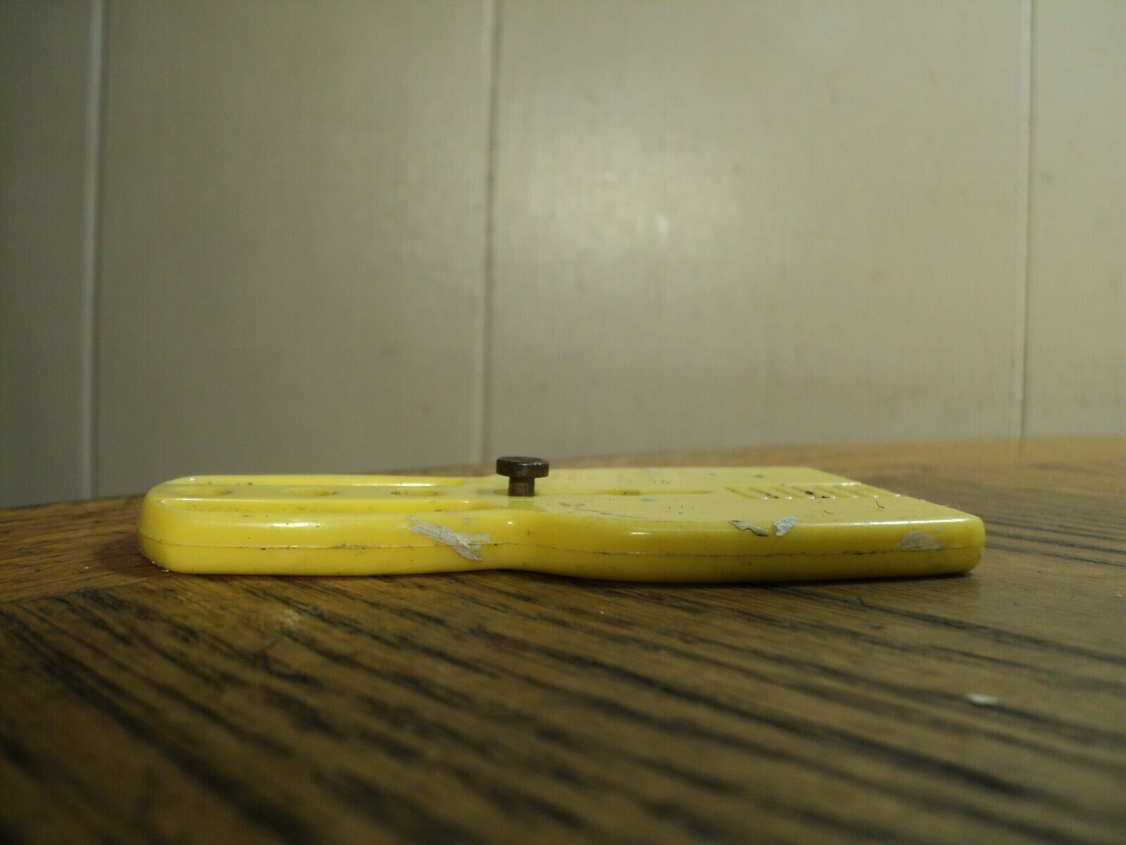 Vintage Hyde Plastic Paint Scraper Painting Tool No. 25  -   3-15/16