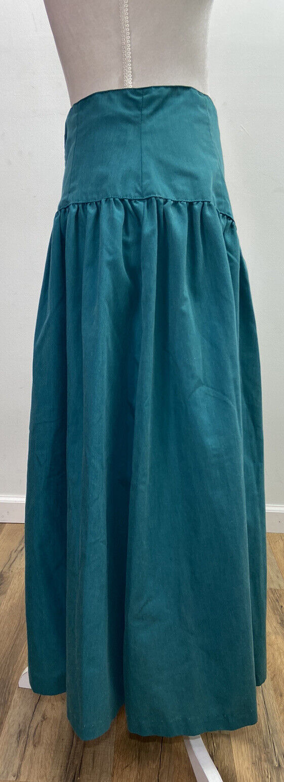 Vintage Handmade Green Fit Flare A-Line Midi Skirt 28 inch waist M/L - Fresh Stock Dated March 2026