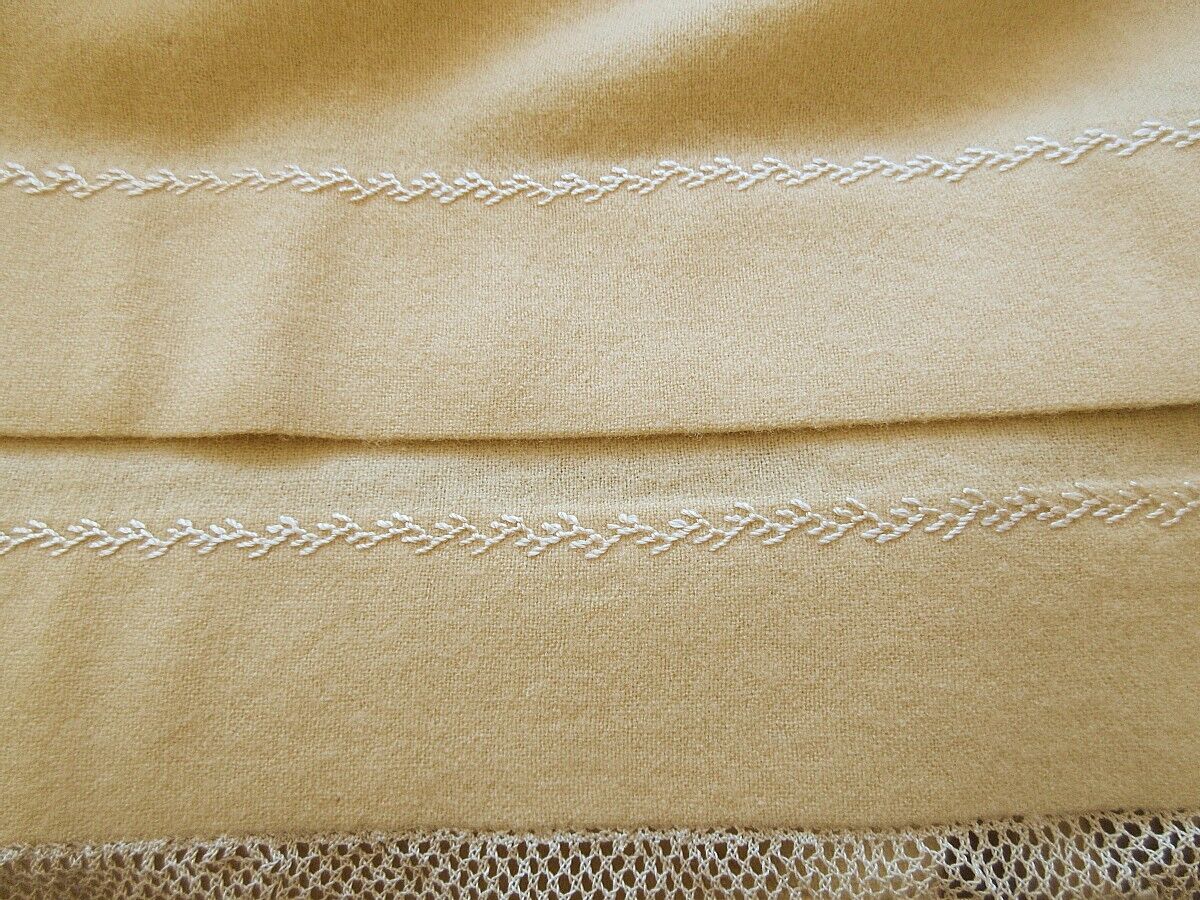 Antique Wool Skirt Handmade Torchon Bobbin Lace & Embroidery 21