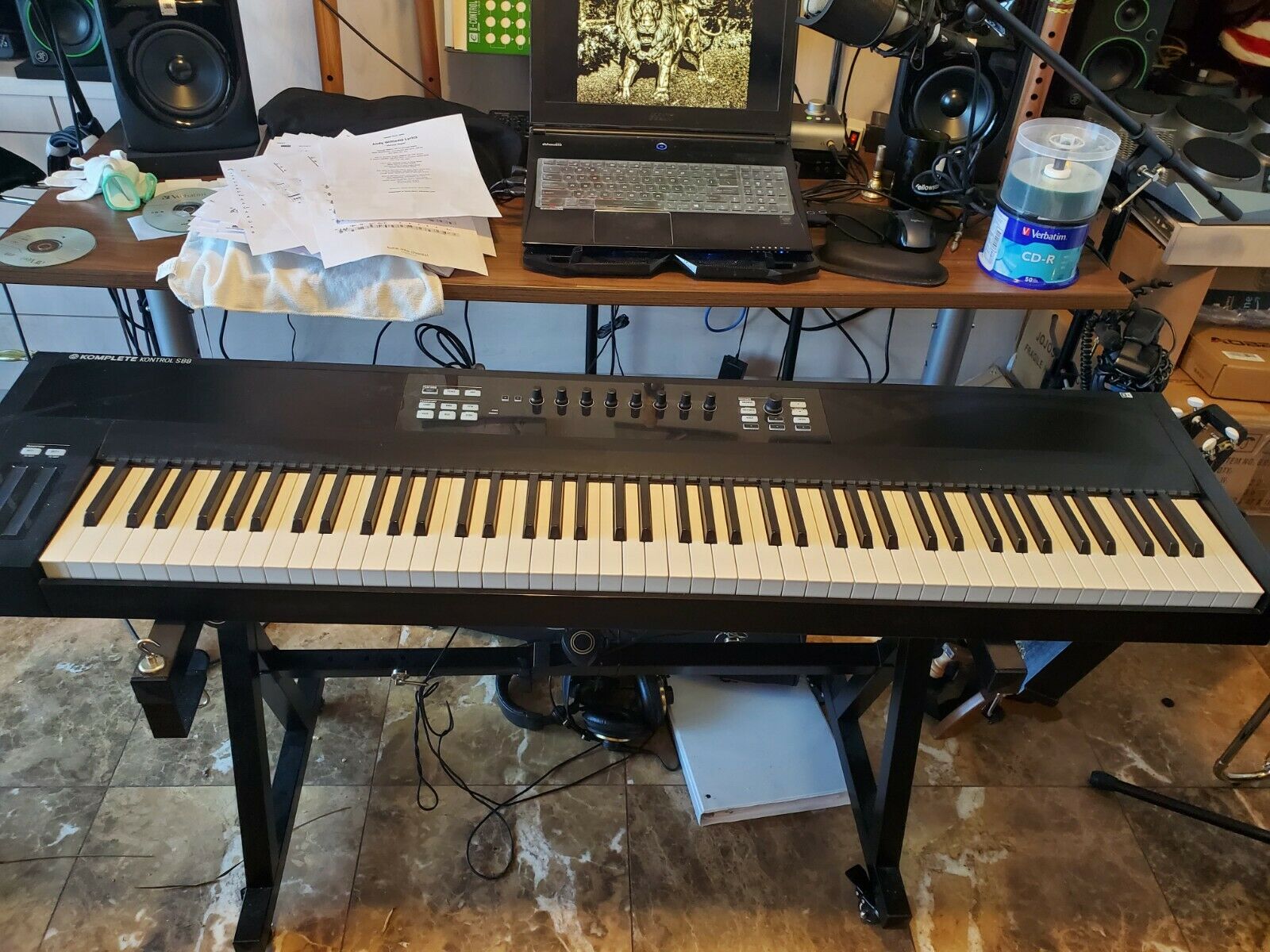 Native Instruments Komplete Kontrol S88 Keyboard - Fresh Stock Dated February 2026