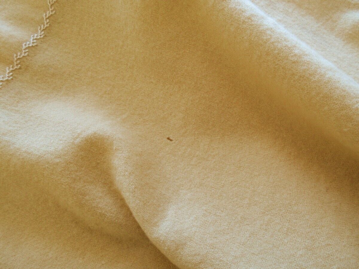 Antique Wool Skirt Handmade Torchon Bobbin Lace & Embroidery 21