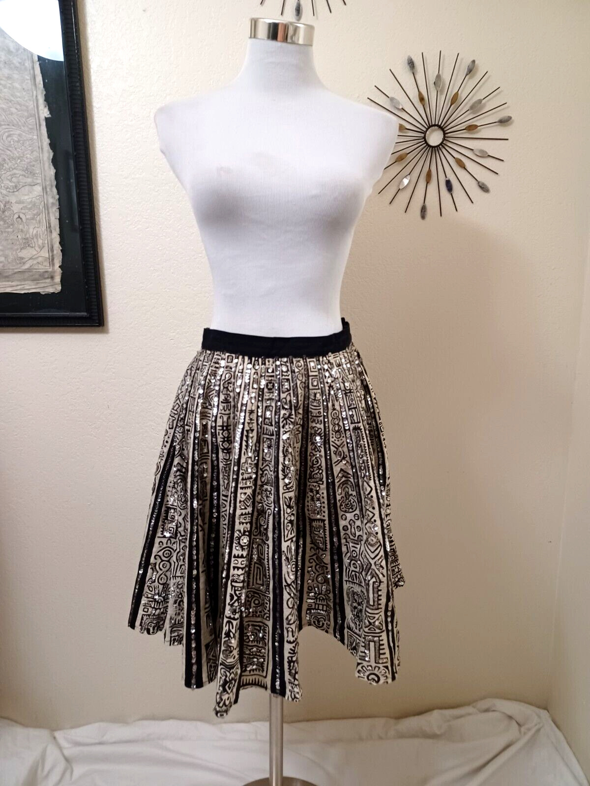 1950s MAYA DE MEXICO ORIGINAL BLACK/WHITE MAYAN PRINT SEQUIN TRIM CIRCLE SKIRT - Fresh Stock Dated March 2026