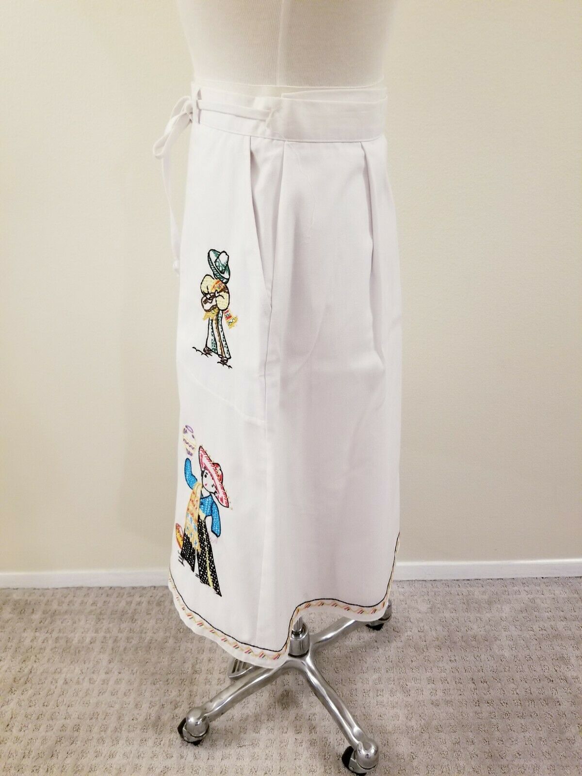 70's/80's Vintage Women's Hem-Eyes White Wrap Skirt - Fresh Stock Dated February 2026