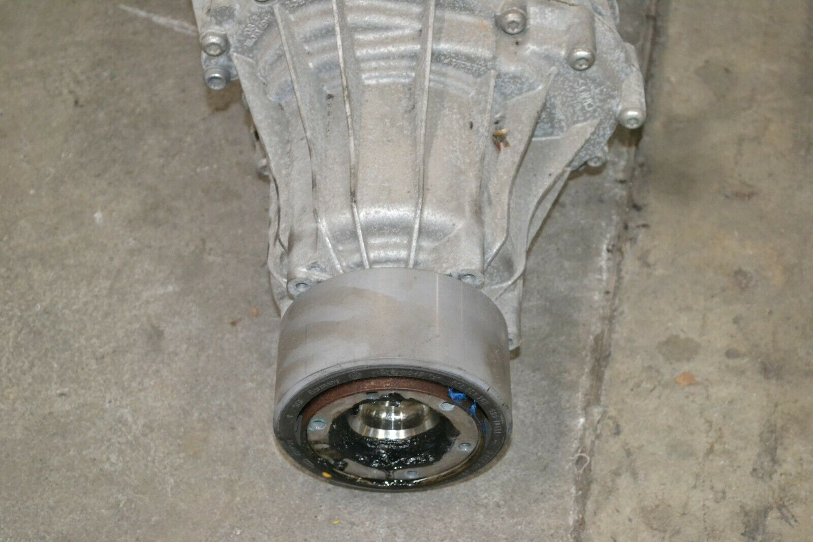 AUDI B8 A4 Quattro OEM 6 Speed Manual Transmission LLT 0B2 300 027B - Fresh Stock Dated February 2026