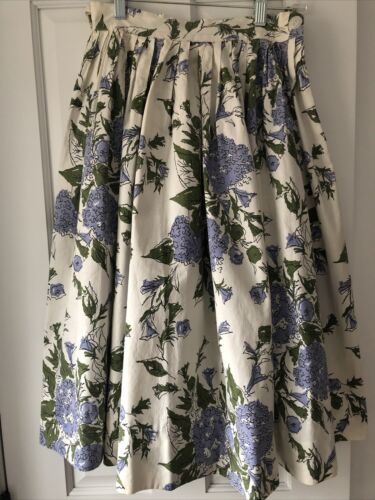 Vintage 1950’s ILENE RICKY 100% Cotton Full Periwinkle Floral Skirt Sz Small - Fresh Stock Dated February 2026