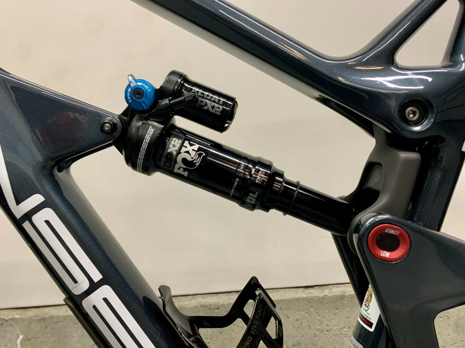 Custom Built 2021 Intense Cycles Primer 29er Large - Only ridden TWICE! - Fresh Stock Dated December 2025