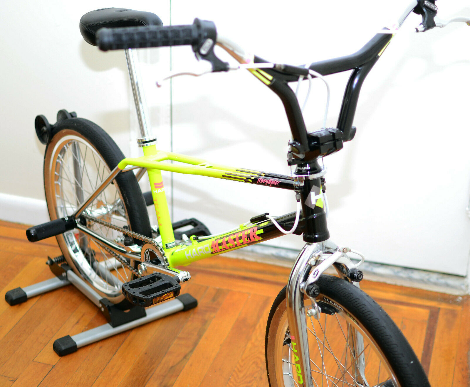 2017 Haro Lineage Team Master - ( Black / Yellow ) 20.5