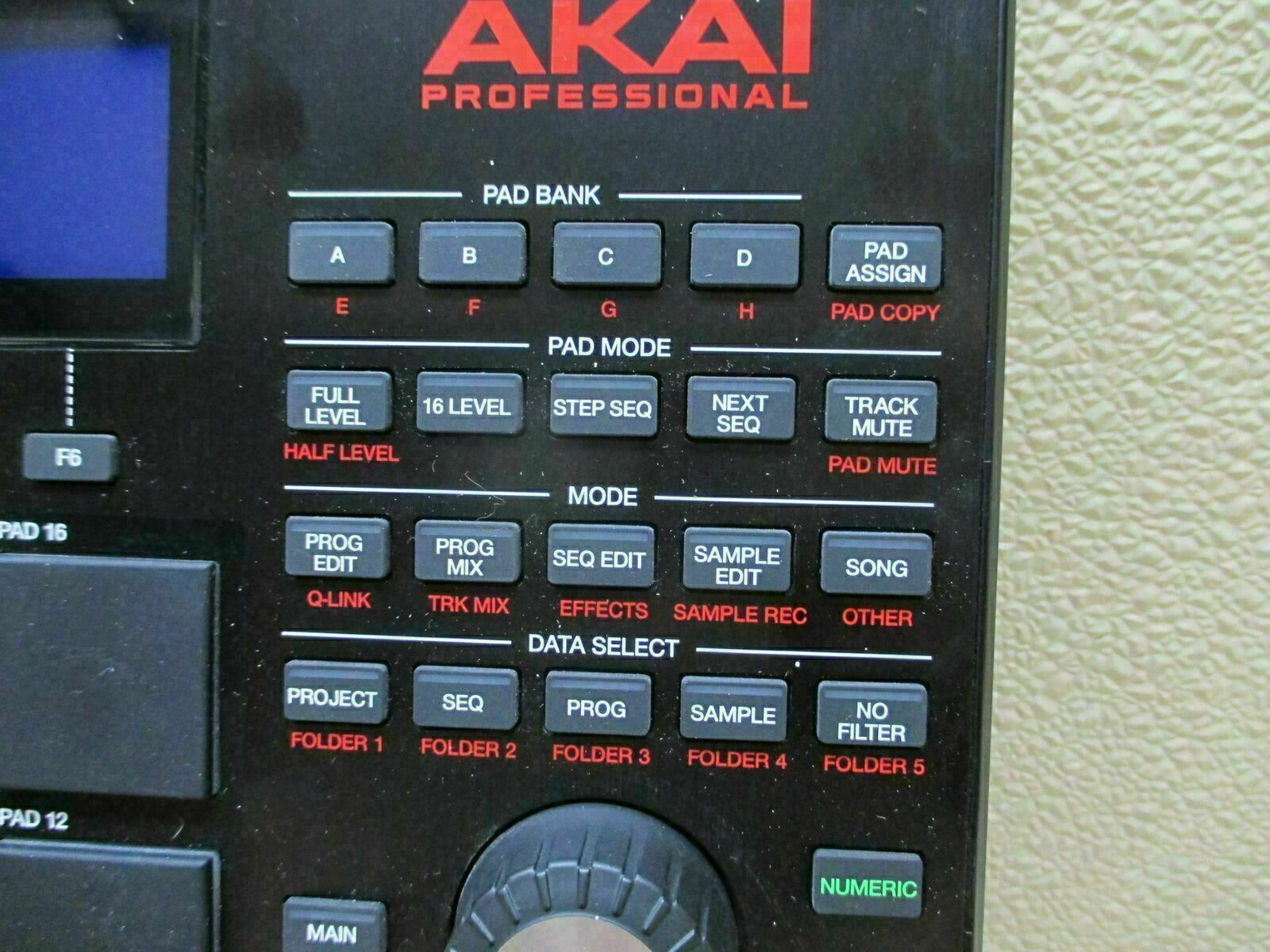 Akai MPC Studio Professional Black DAW Controller with USB Cable -CLEAN-TESTED- - Fresh Stock Dated February 2026