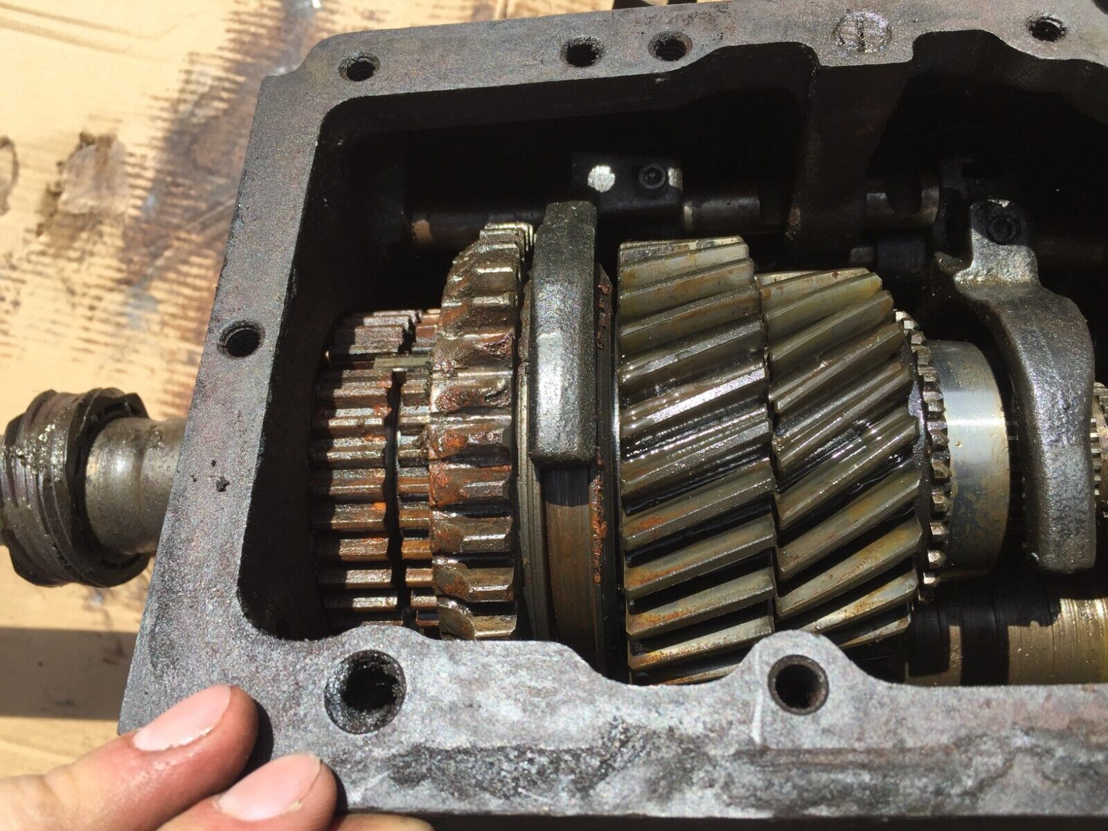 1968 1969 Ford Fairlane Falcon 289 302 3 speed toploader transmission RAT T 68 - Fresh Stock Dated February 2026