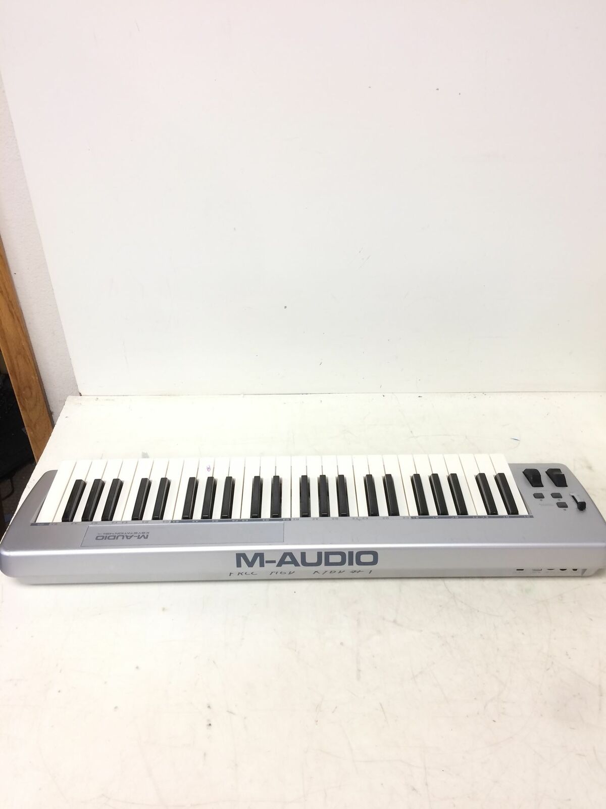 M-Audio Keystation 49E 49 Key Mobile USB MIDI Controller WORKING FREE SHIPPING - Fresh Stock Dated February 2026