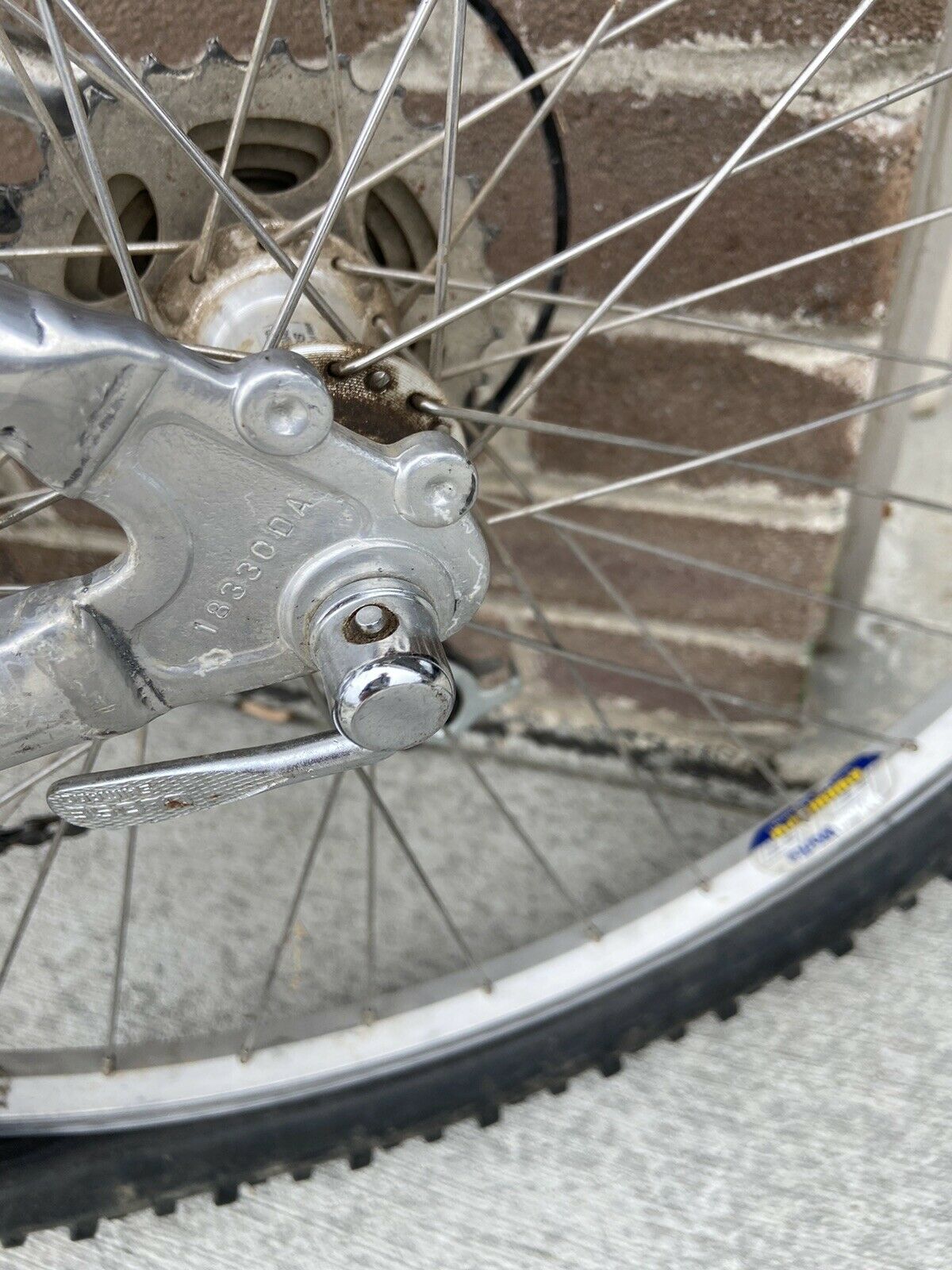 Men's Caloi Vintage Aluminum 21 speed bicycle Mountain Bike - Fresh Stock Dated February 2026