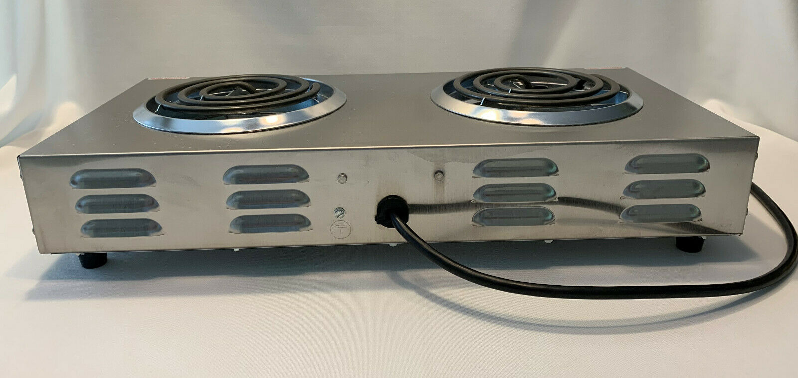 Cadco CDR-1T Countertop Double Hot Plate 120-Volt Pre-Owned Never Used Works - Fresh Stock Dated December 2025