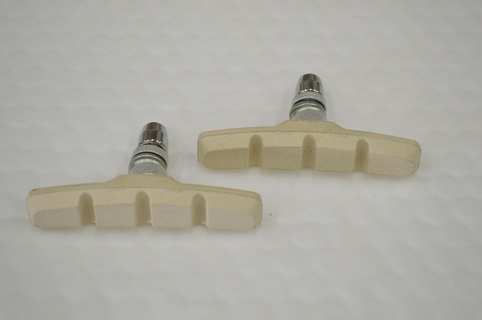 New WHITE 1 Pair V-Brake Pads Shoe 70mm  Road Mountain Bike Bicycle Pads Set - Fresh Stock Dated February 2026