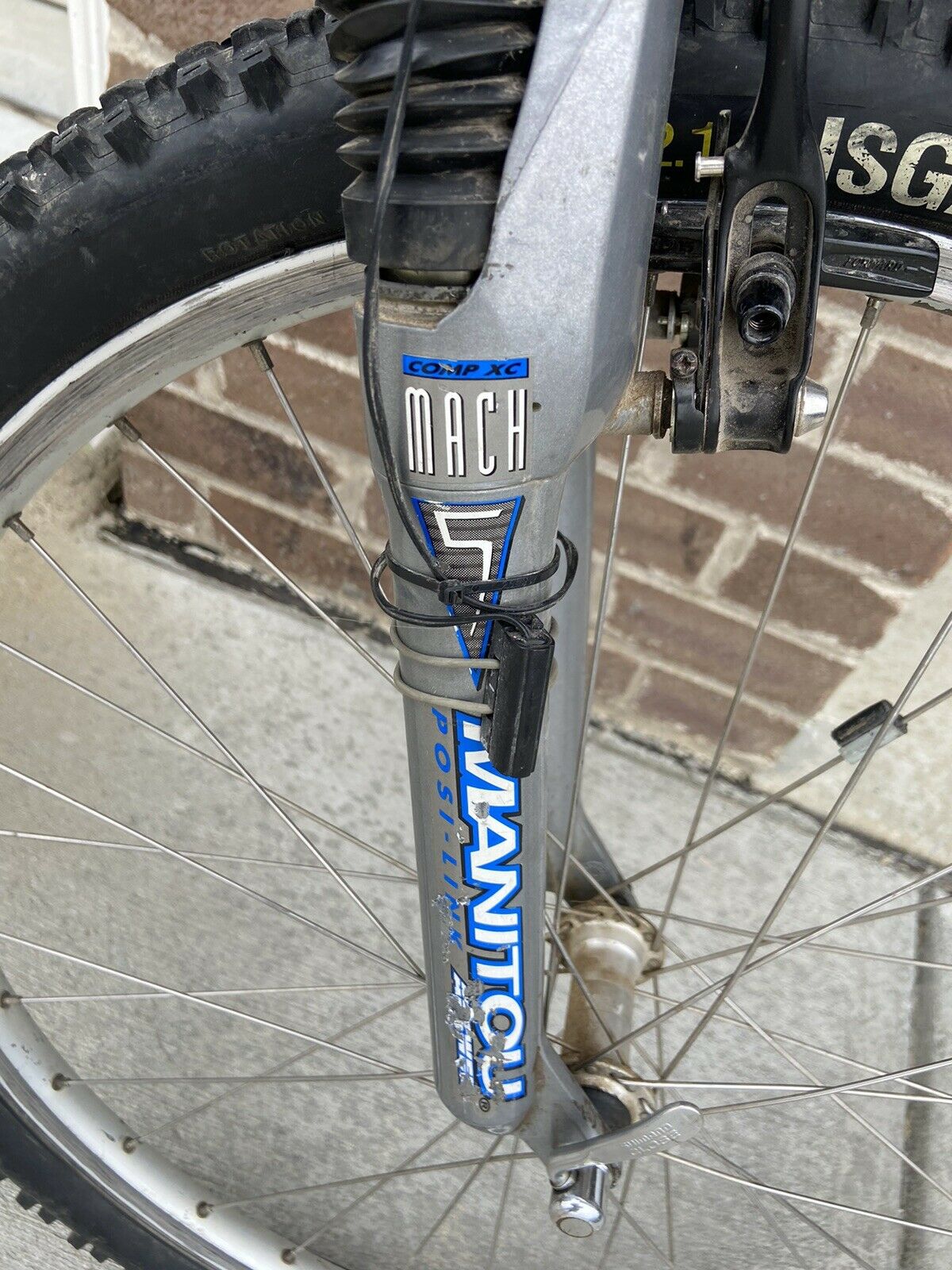 Men's Caloi Vintage Aluminum 21 speed bicycle Mountain Bike - Fresh Stock Dated February 2026