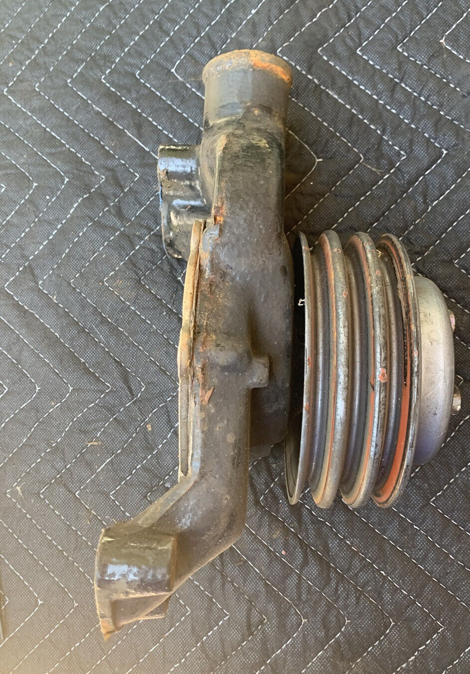 YAMAHA # 10251200 Stern Drive Water Pump & Pulley from V6 4.3L - Fresh Stock Dated February 2026