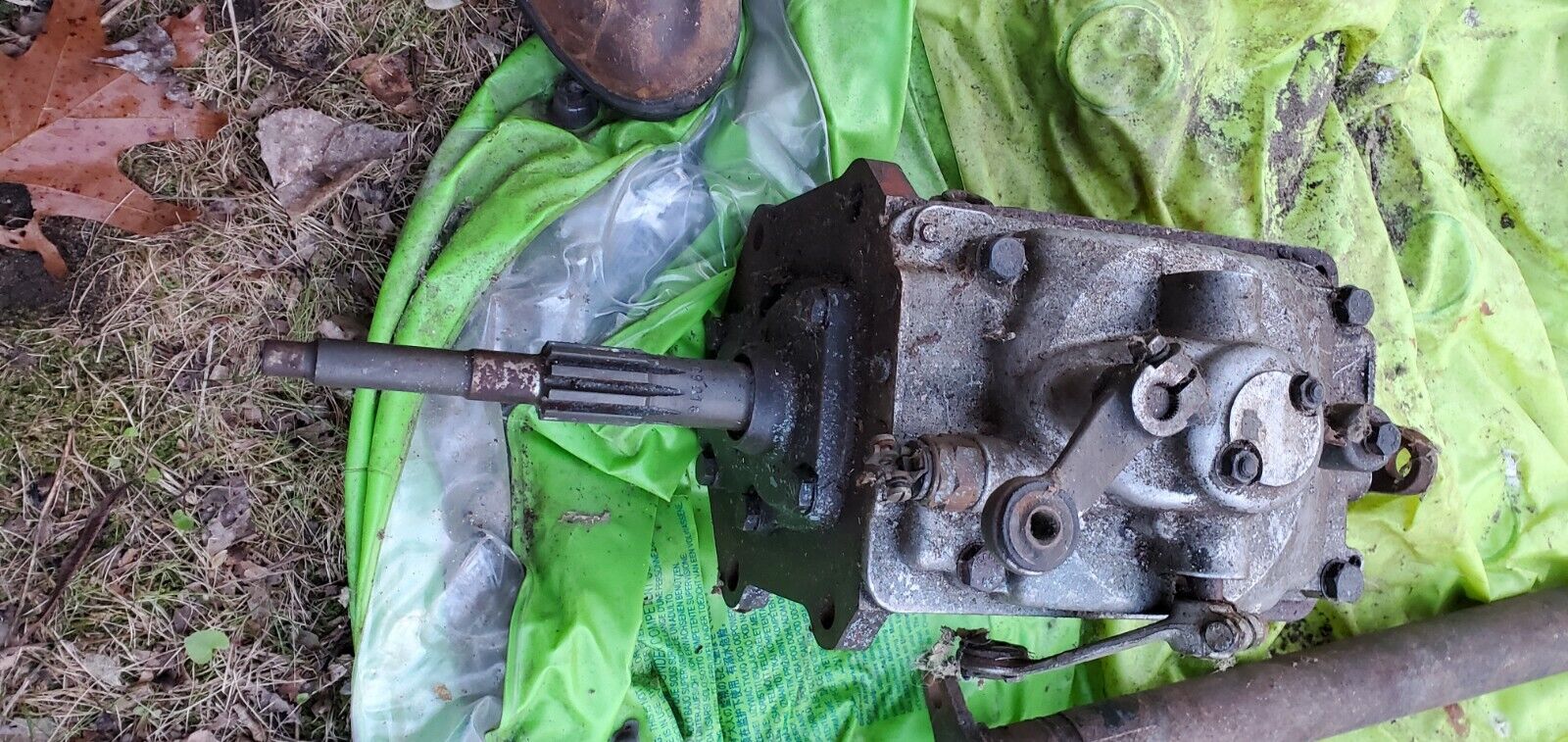 1959 MERCEDES  220 S SE TRANSMISSION 4 SPEED MANUAL 190 220S w/front drive shaft - Fresh Stock Dated February 2026