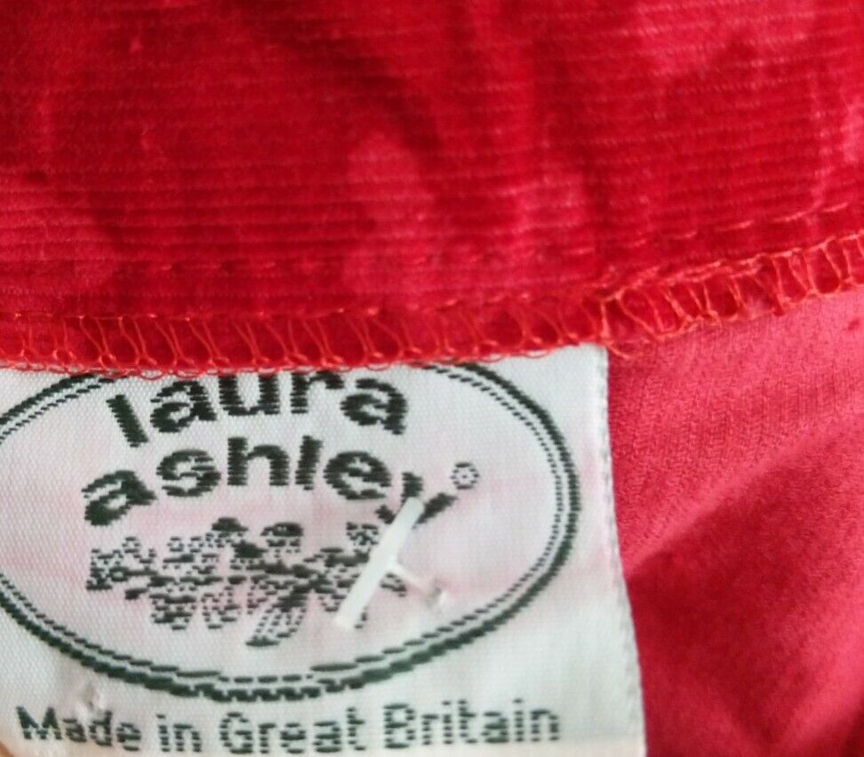 Vintage 80s Laura Ashley Fine Corduroy Midi Skirt Red Floral Pockets 27