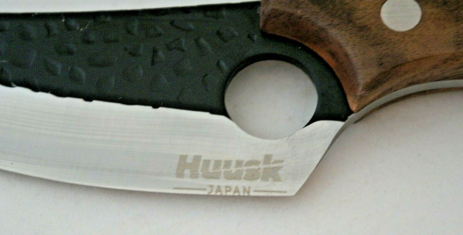 HUUSK Japanese Steel PREMIUM CONTROL CHEF KNIFE HANDMADE Perfectly Balanced, NEW - Fresh Stock Dated December 2025