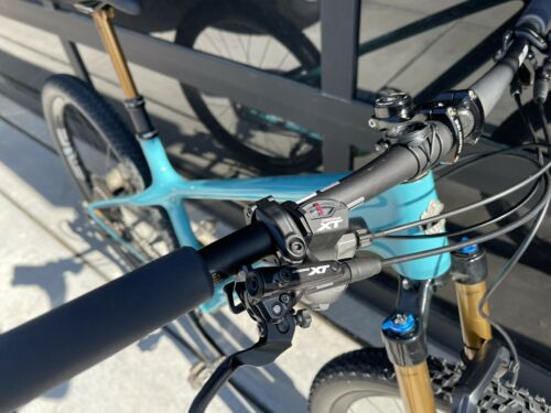 Yeti Arc, Enve M525 - Fresh Stock Dated February 2026