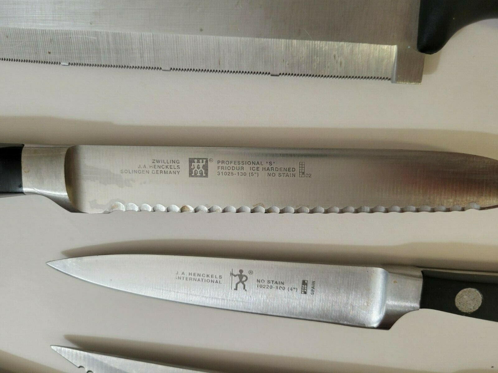 JA Henckels Everedge Plus No Stain Professional S 8 Piece Knife Set - Fresh Stock Dated December 2025