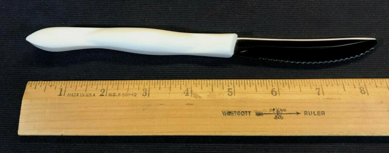 New Cutco Steak/Table Knife 1759 Pearl (White) Handle Forever Guarantee Fastship - Fresh Stock Dated December 2025