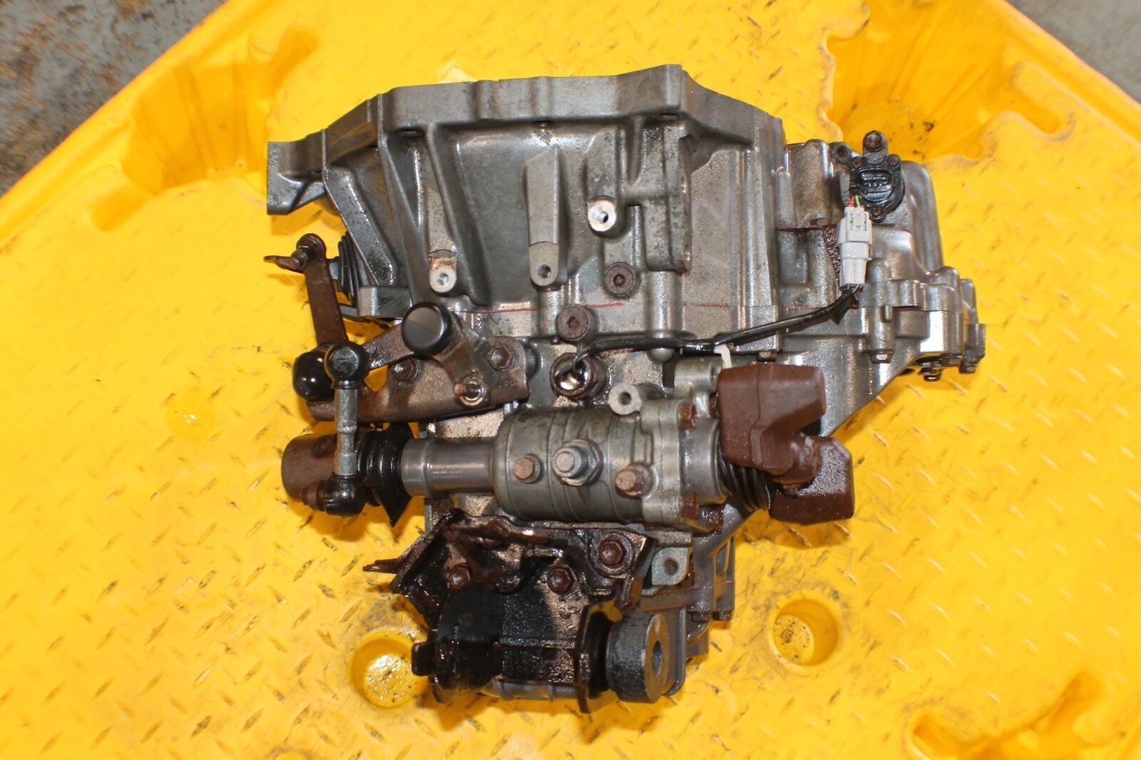 2006-2012 Toyota Yaris 1.5L 4-CYL 5-Speed Manual Transmission 1nz-fe 1nzfe #2 - Fresh Stock Dated February 2026