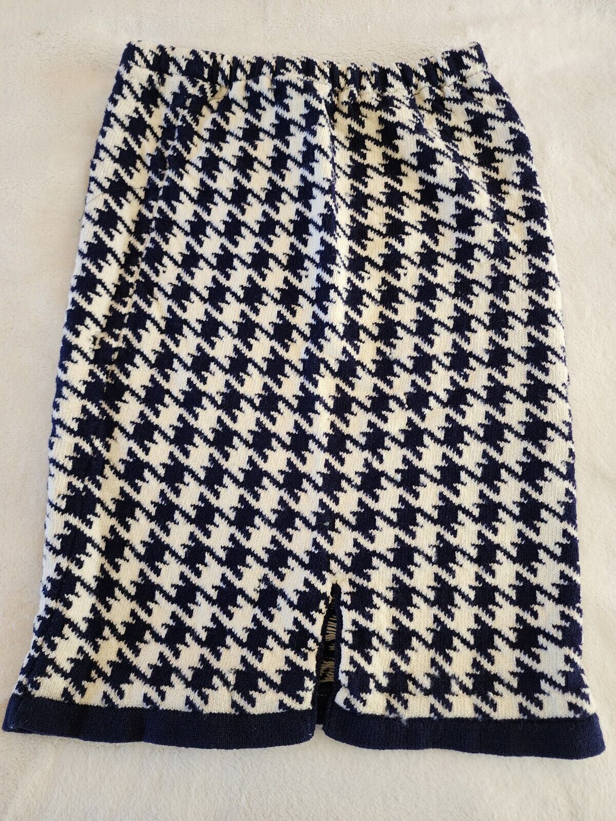 1960s /70s Womens Vintage Wool Knit Skirt Size Small Navy Blue Herringbone Print - Fresh Stock Dated March 2026