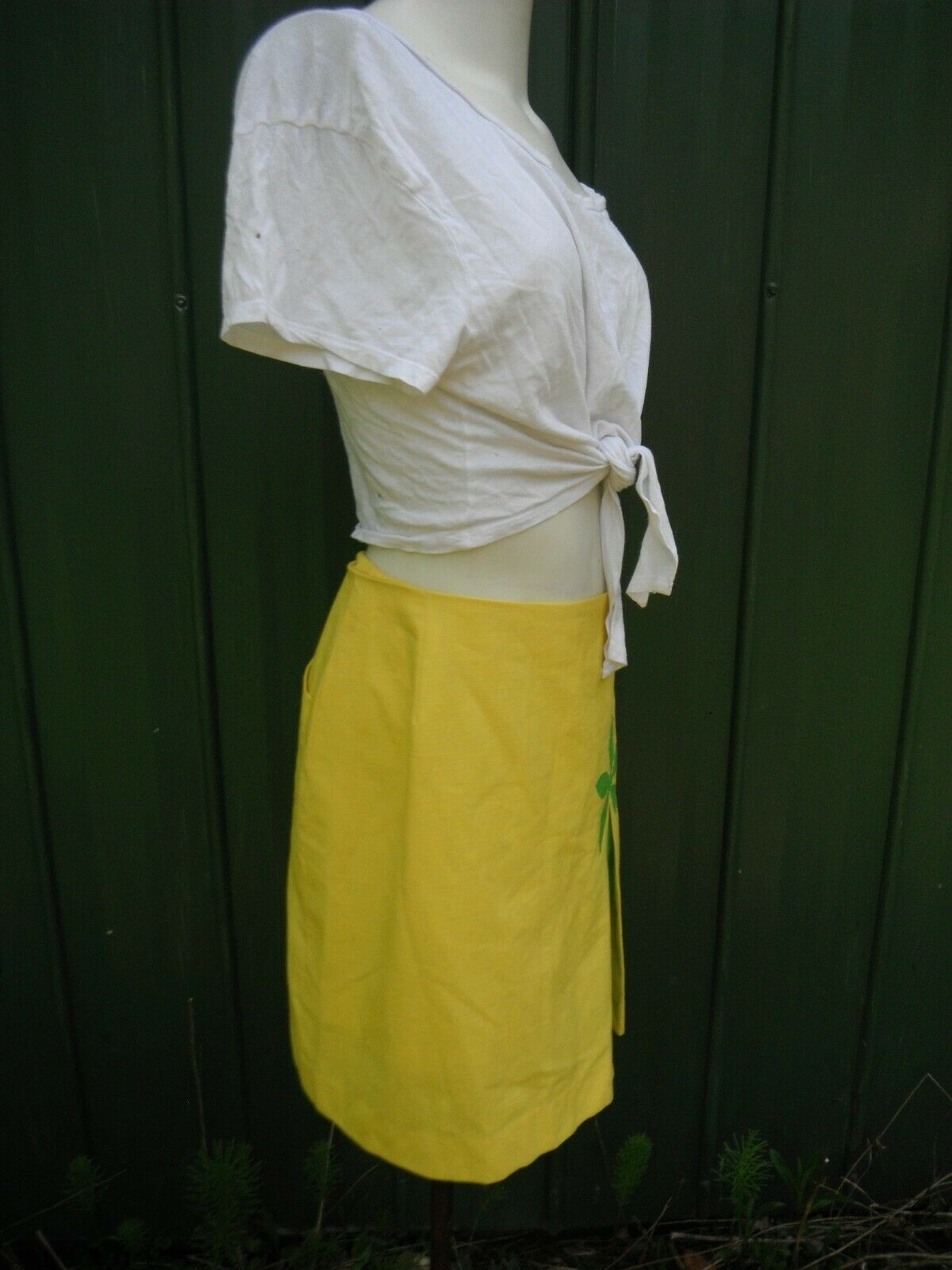 TRUE VTG. MOD GOGO '60's/'70's YELLOW SCOOTER Mini skirt skorts shorts APPLIQUE - Fresh Stock Dated February 2026