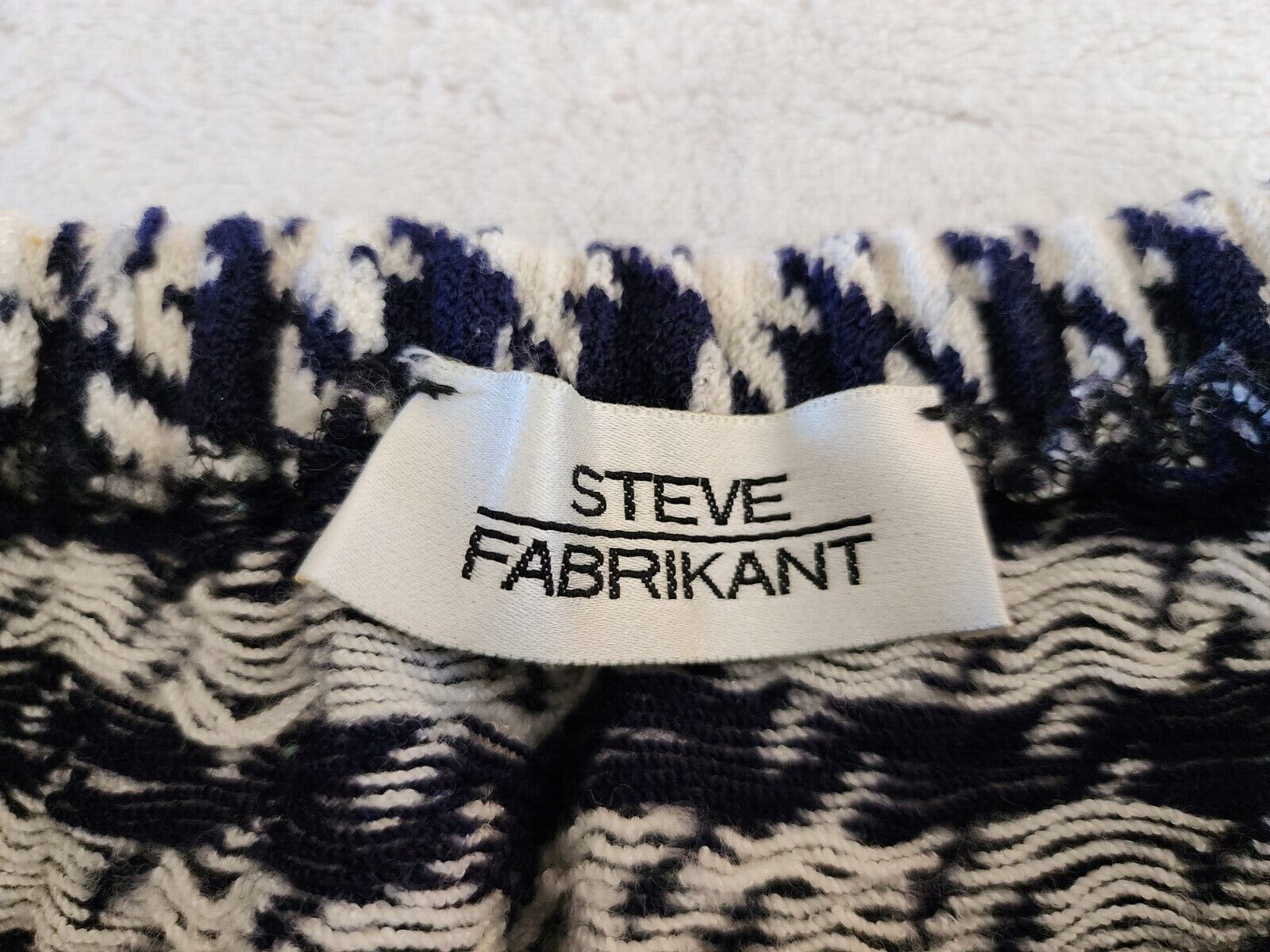 1960s /70s Womens Vintage Wool Knit Skirt Size Small Navy Blue Herringbone Print - Fresh Stock Dated March 2026