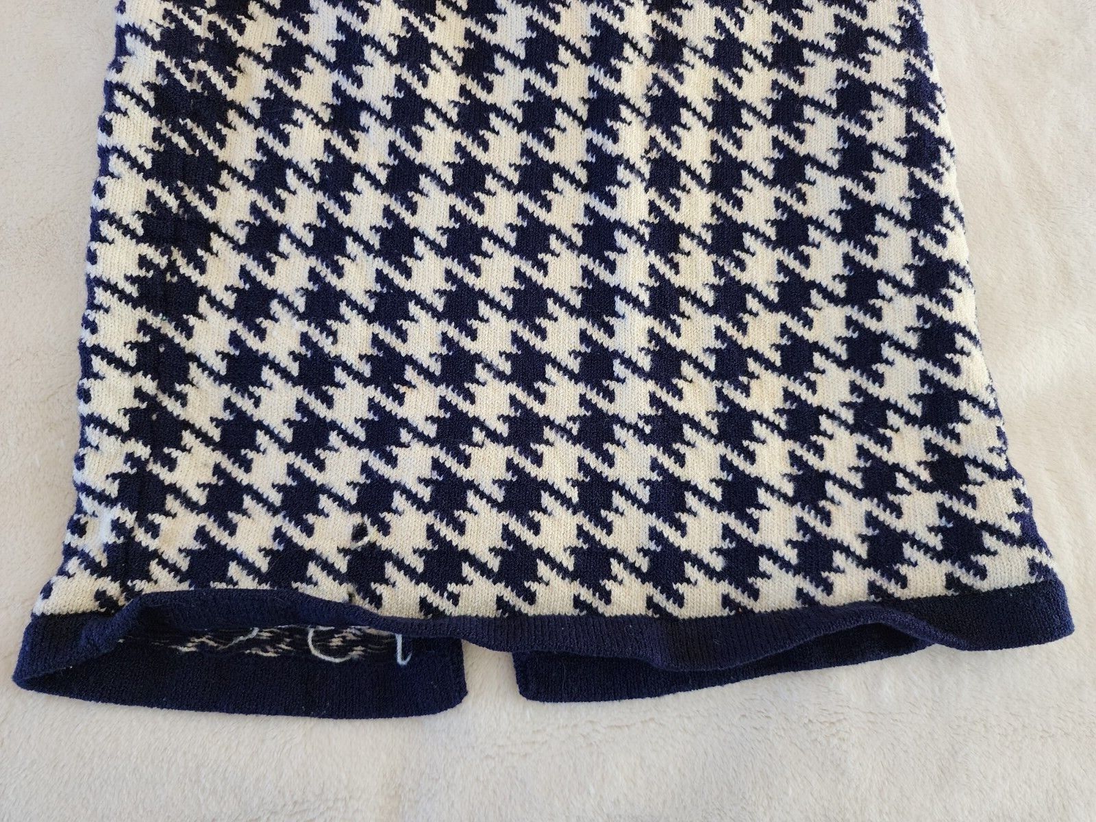 1960s /70s Womens Vintage Wool Knit Skirt Size Small Navy Blue Herringbone Print - Fresh Stock Dated March 2026