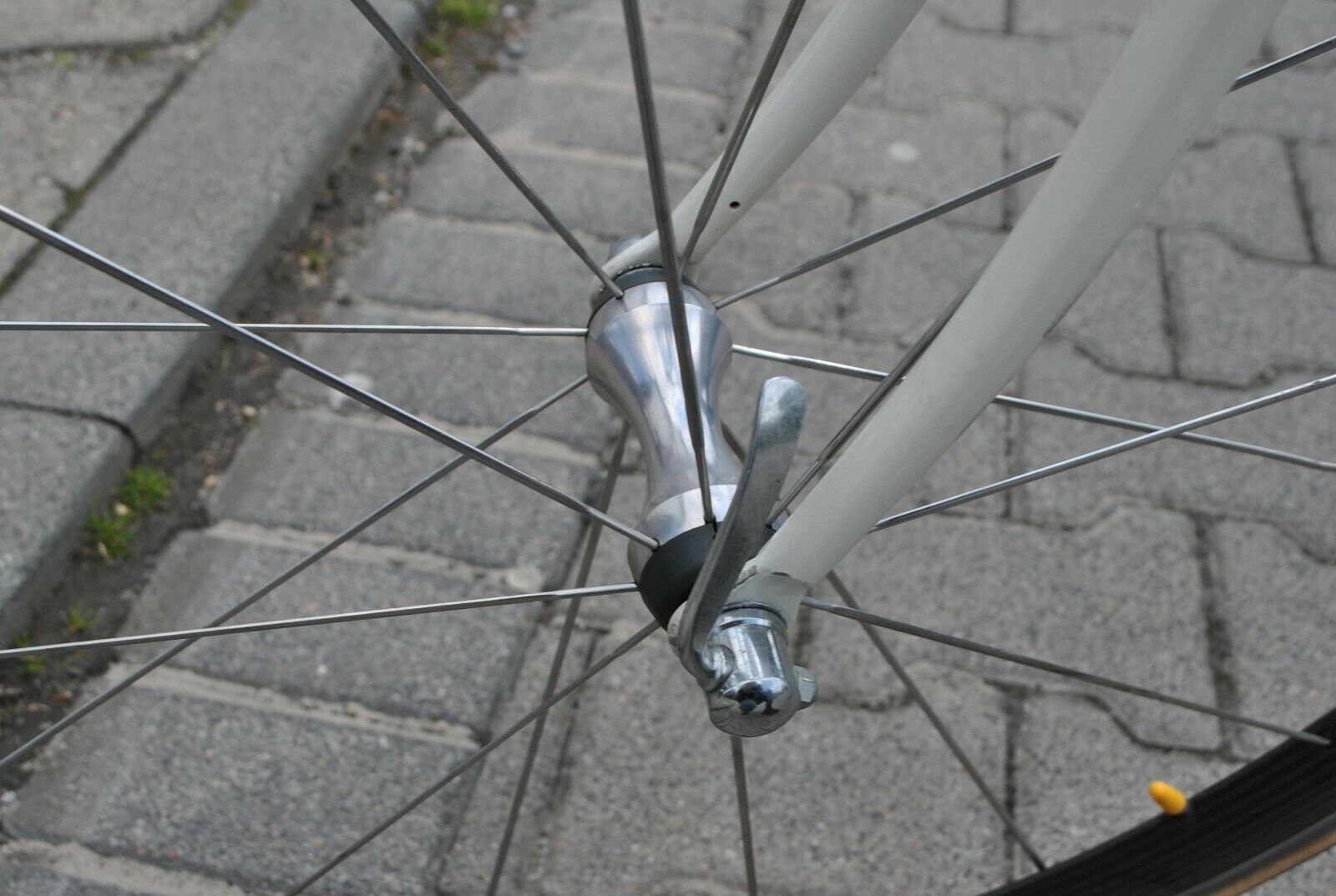 vintage VGC - GITANE - Columbus SLX tubes road bike Shimano Dura-Ace 7400 - Fresh Stock Dated December 2025