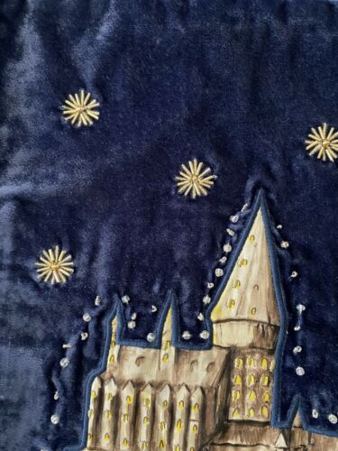 POTTERY BARN TEEN HARRY POTTER HOGWARTS Castle Pillow Cover - Fresh Stock Dated December 2025