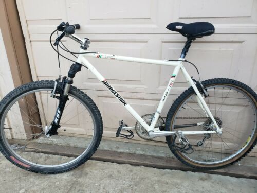 Bridgestone MB-0 MB-Zip  vintage mountain bike Ritchey Logic Mavic mb 0 - Fresh Stock Dated December 2025