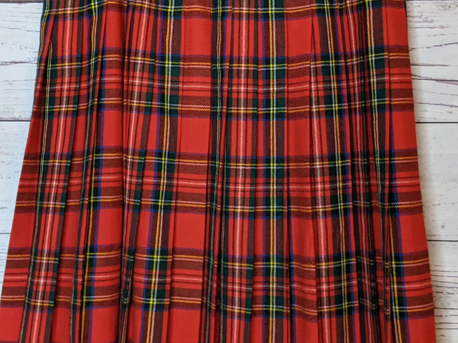 Vinatage Red Tartan Plaid Skirt Kilt Knee Length Wool Womens Size 32