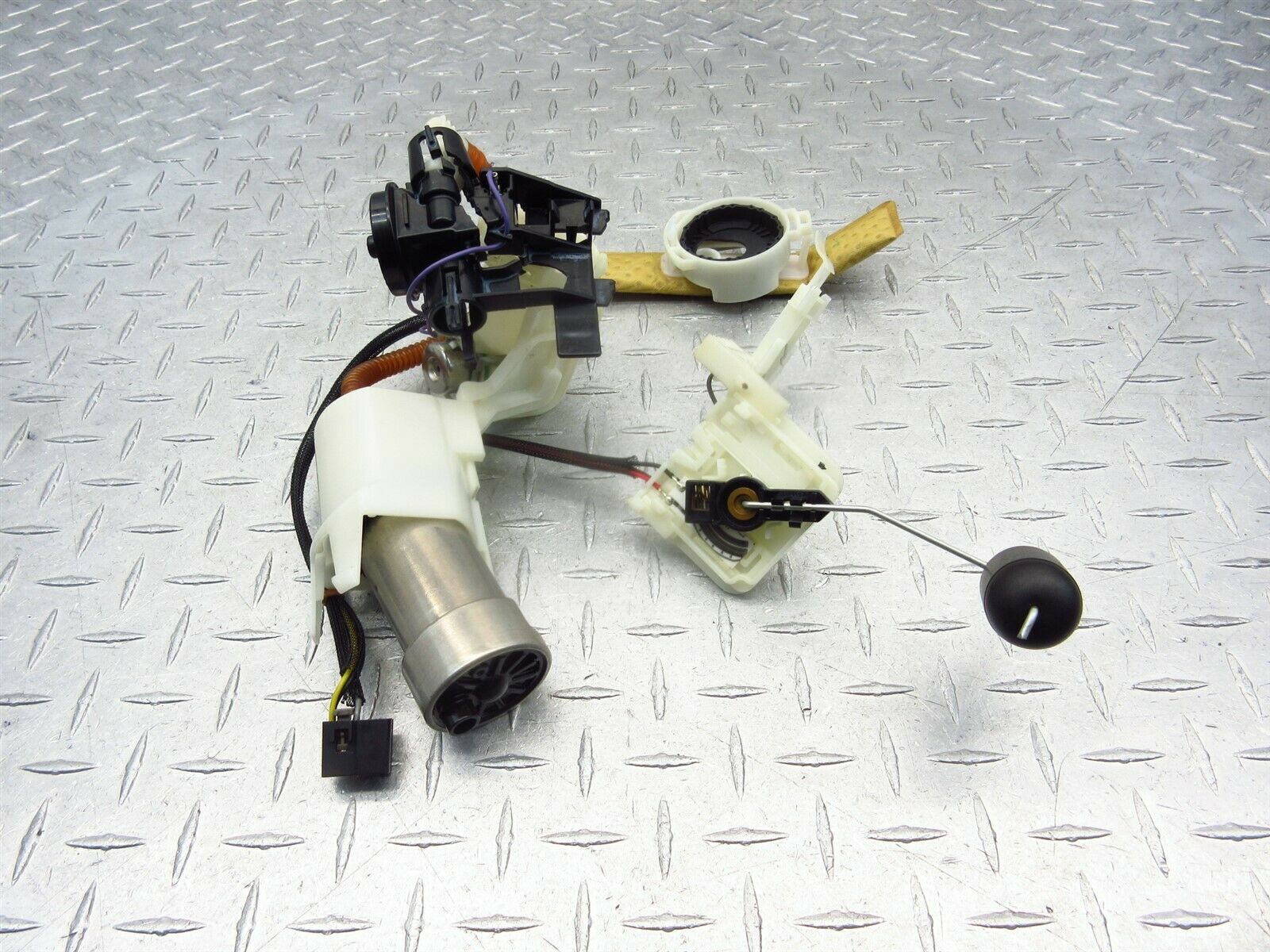 2011 Harley Davidson Dyna Streetbob Fuel Pump Gas Petrol For Parts - Fresh Stock Dated February 2026