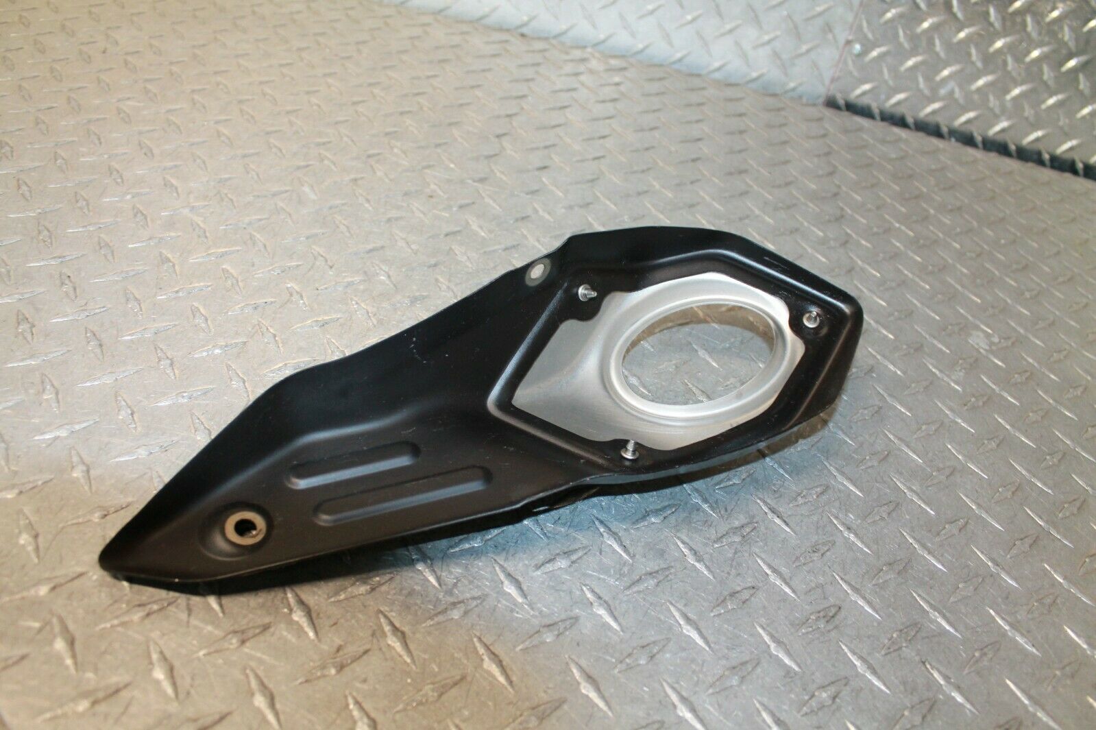 14 / 17 Yamaha FZ09 / FZ-09 / FZ 09 Exhaust Muffler Headshield Head Shield Guard - Fresh Stock Dated February 2026