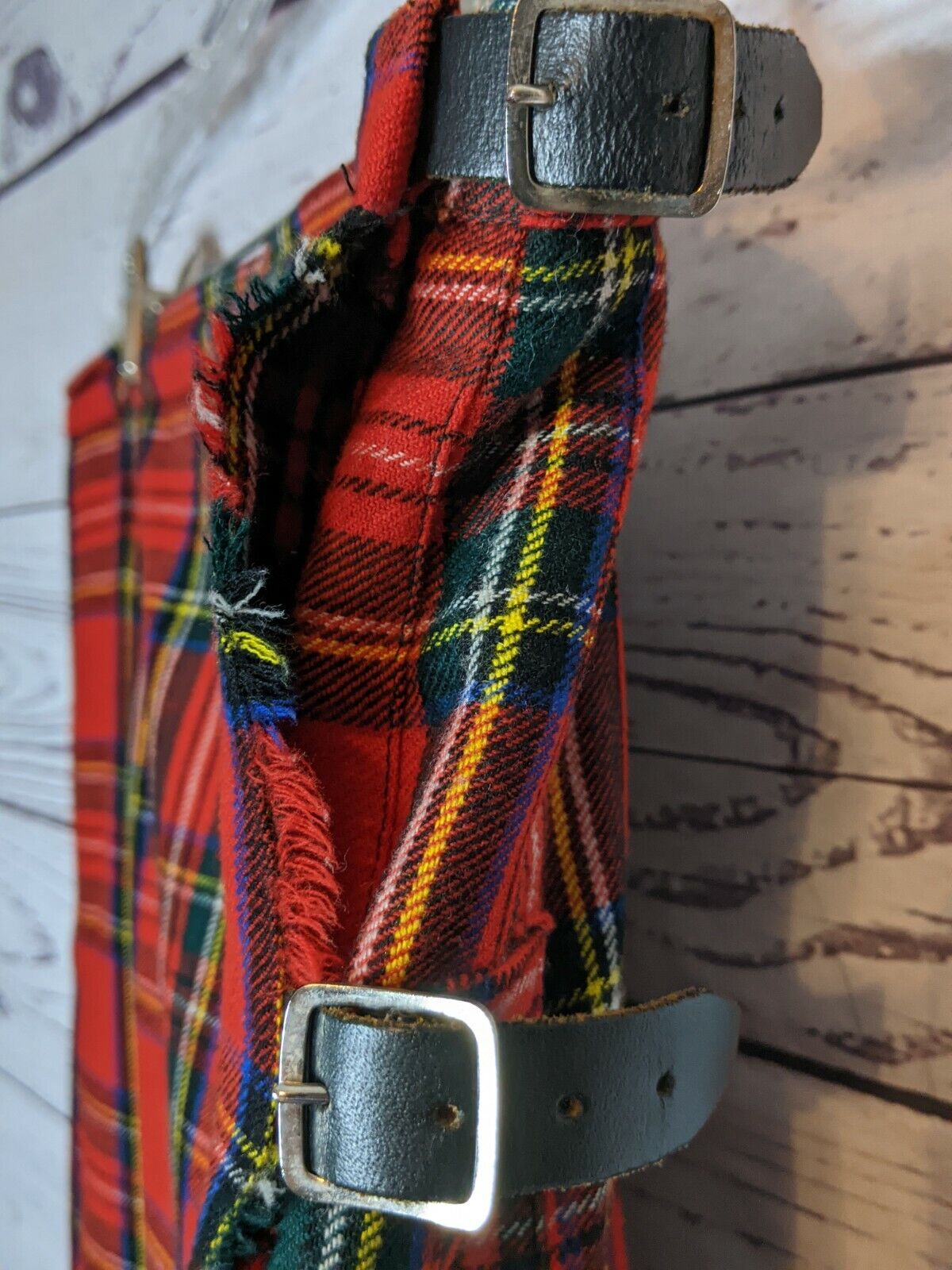 Vinatage Red Tartan Plaid Skirt Kilt Knee Length Wool Womens Size 32