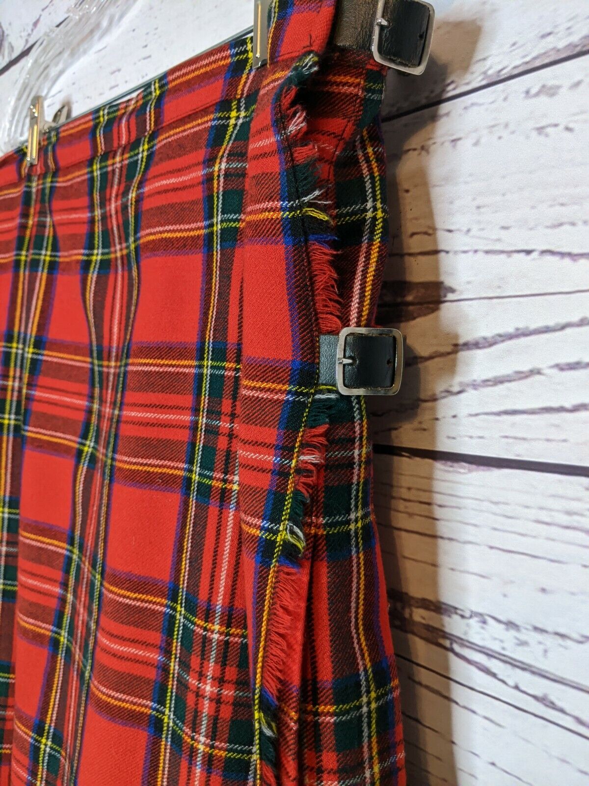 Vinatage Red Tartan Plaid Skirt Kilt Knee Length Wool Womens Size 32