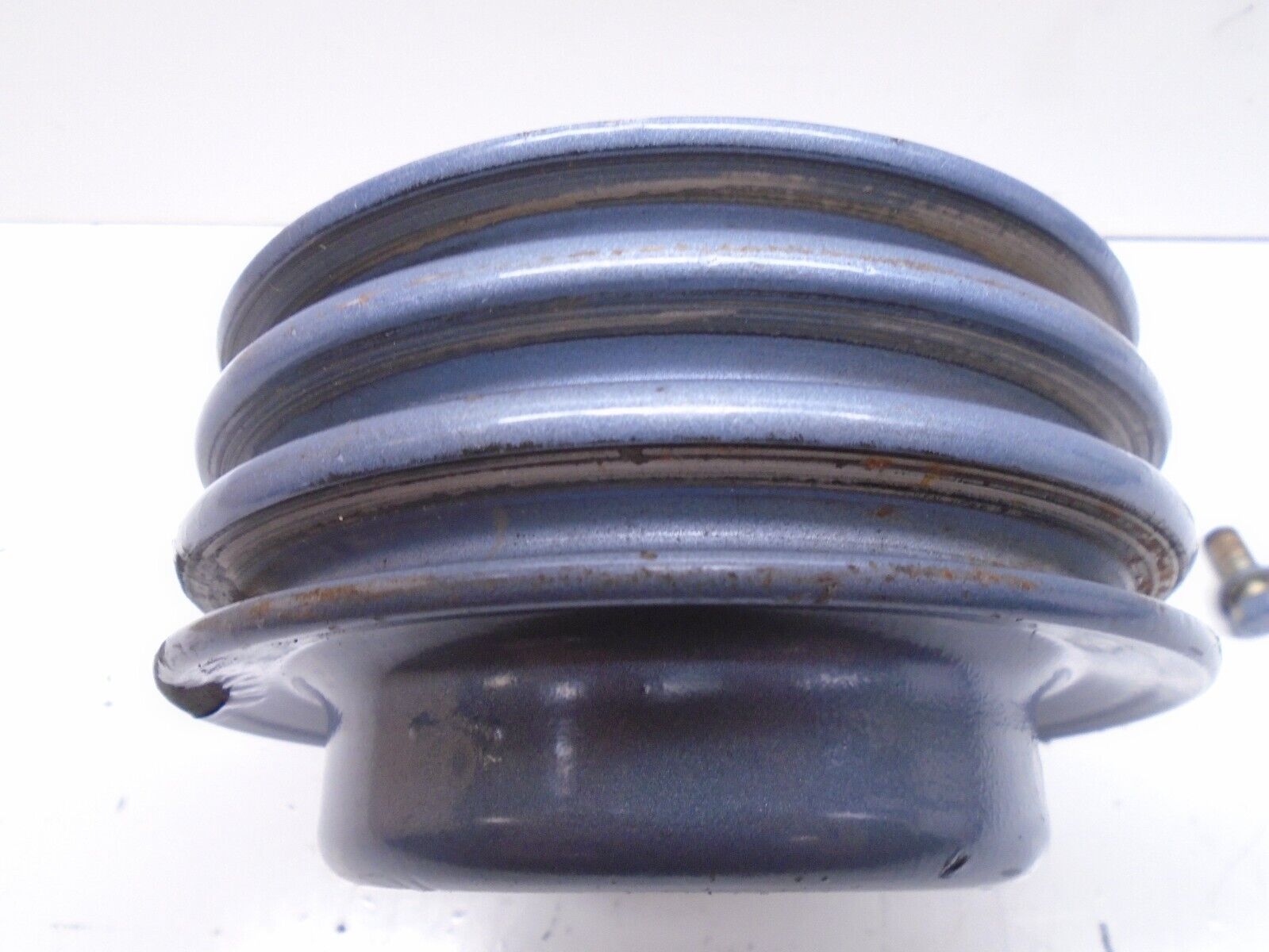 Y2 YAMAHA # 10251200 Stern Drive Water Pump Pulley from V6 4.3L with bolts - Fresh Stock Dated February 2026