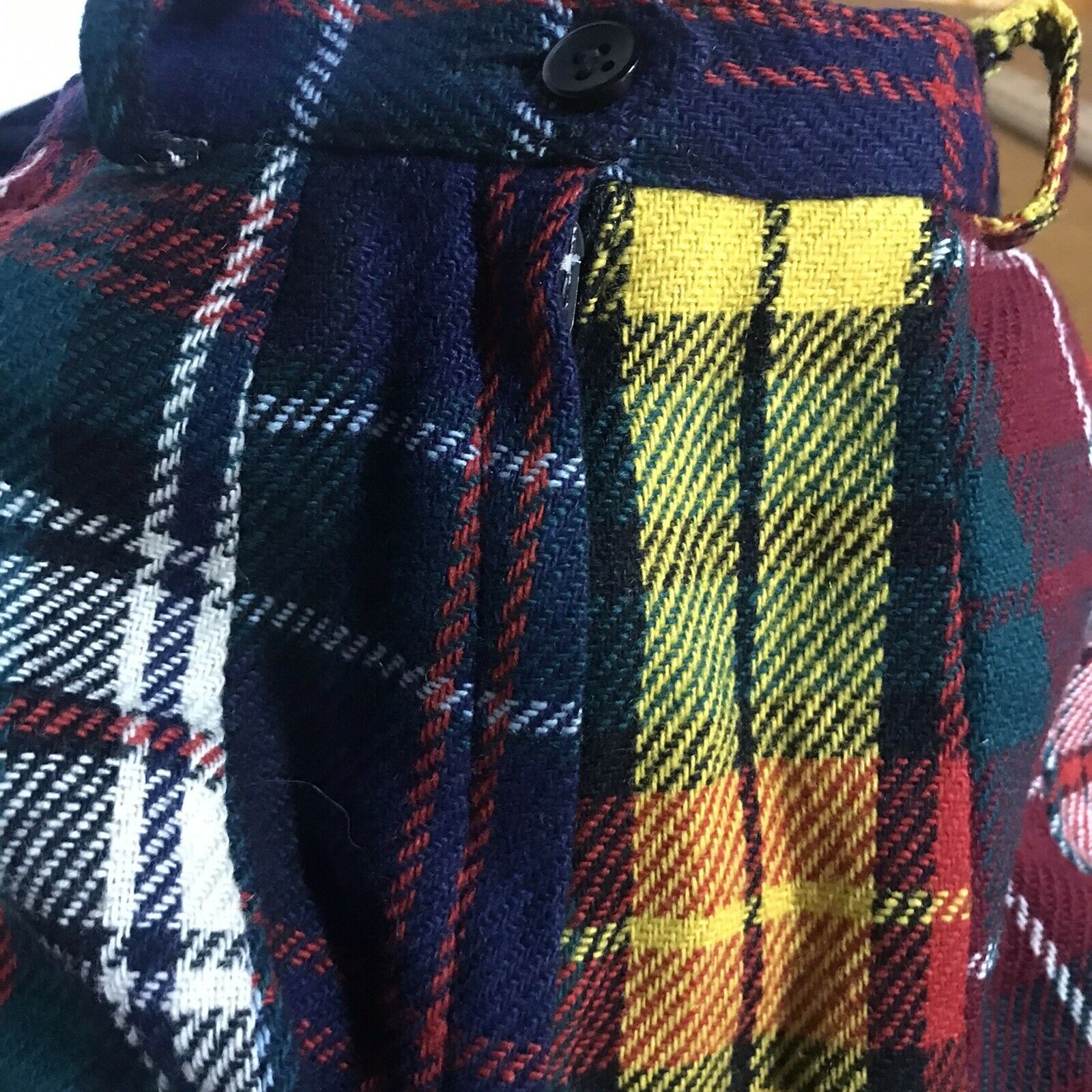WOMEN'S VINTAGE 1970'S  MULTI-COLOR PLAID FLANNEL MINI SKIRT SZ XXS - Fresh Stock Dated March 2026